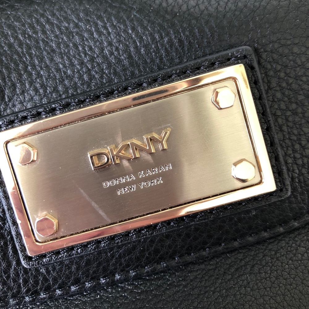 DKNY Black Leather Shoulder Bag - Picture 2 of 8